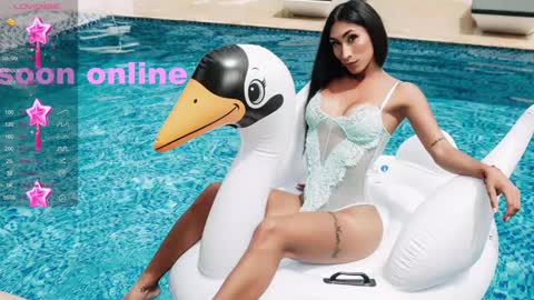 Nicolle Aviles online show from 12/17/24, 12:11