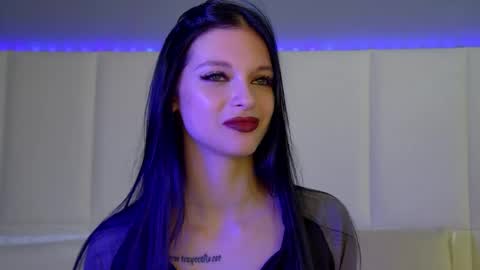 Beverly online show from 03/09/25, 03:43