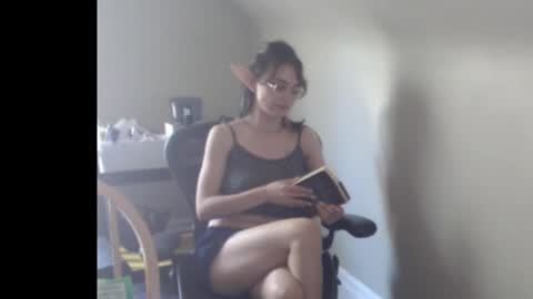 Snapshot of bex_black chatting on 09/28/25, 06:24 Bex Black online show from 09/28/25, 06:24