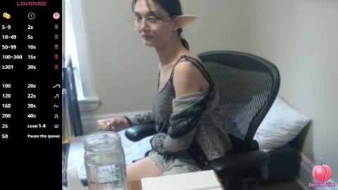 Snapshot of bex_black chatting on 10/10/25, 09:25 Bex Black online show from 10/10/25, 09:25