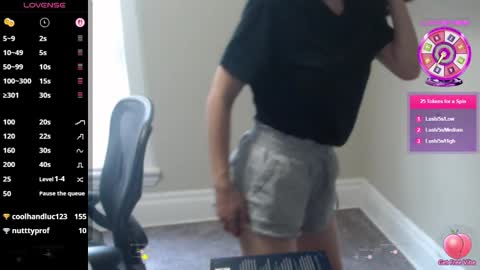 Snapshot of bex_black chatting on 10/13/25, 09:15 Bex Black online show from 10/13/25, 09:15