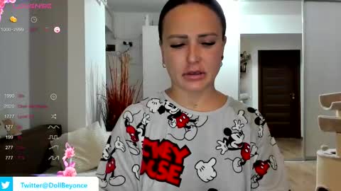   BeyonceDoll       Twitter DollBeyonce    online show from 11/02/25, 06:21