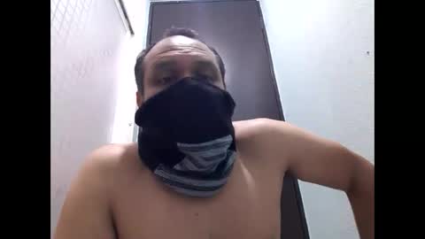 Snapshot of bggerardo820208 chatting on 12/10/24, 02:39 Masturbator 3000 online show from 12/10/24, 02:39