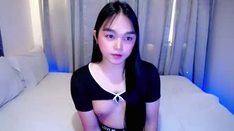 Snapshot of bhabytrans69 chatting on 01/26/25, 01:52 BHABY 3 online show from 01/26/25, 01:52