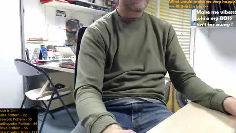 Snapshot of bi_french69 chatting on 01/06/25, 04:23 My name is David and if you like public exhibitions you wont be disappointed with me LoL - My favorite vibes is 44 online show from 01/06/25, 04:23