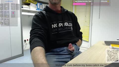 Snapshot of bi_french69 chatting on 01/22/25, 04:02 My name is David and if you like public exhibitions you wont be disappointed with me LoL - My favorite vibes is 44 online show from 01/22/25, 04:02