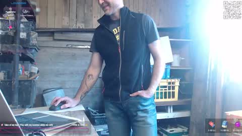 Snapshot of bi_french69 chatting on 02/23/25, 09:44 My name is David and if you like public exhibitions you wont be disappointed with me LoL - My favorite vibes is 44 online show from 02/23/25, 09:44