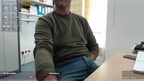 Snapshot of bi_french69 chatting on 03/05/25, 03:29 My name is David and if you like public exhibitions you wont be disappointed with me LoL - My favorite vibes is 44 online show from 03/05/25, 03:29