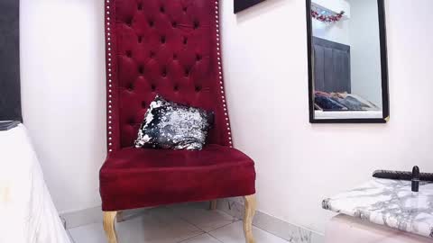 Snapshot of bianca_antonelli chatting on 12/30/24, 09:08 Bianca Antonelli online show from 12/30/24, 09:08