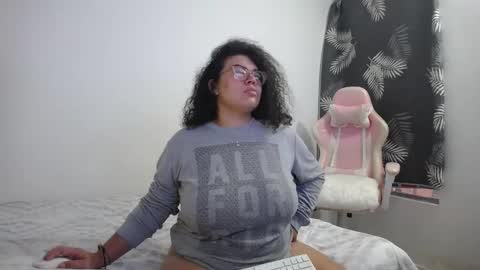 Snapshot of bianca_boobs chatting on 02/14/25, 11:10 Bianca Tuesday to Sunday from 2am to 6am UTC-5 online show from 02/14/25, 11:10