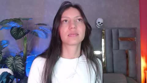 Bianca online show from 10/17/25, 03:10