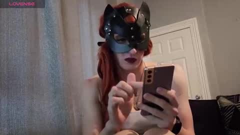 Snapshot of biancatease007 chatting on 10/12/25, 02:27 Bianca Tease online show from 10/12/25, 02:27