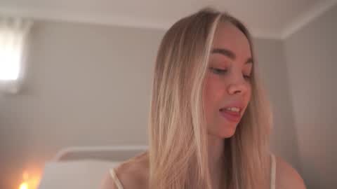 Bibi online show from 11/19/25, 02:33