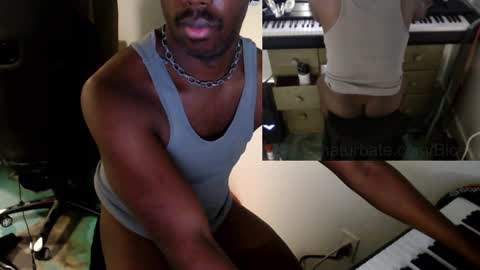 BicepsandFrot online show from 03/02/25, 08:59