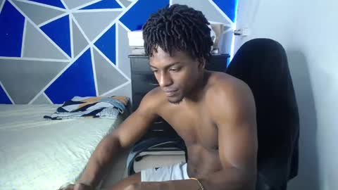 big_black11 online show from 10/22/25, 11:32