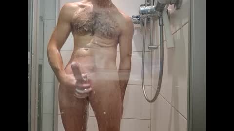 Snapshot of big_cock_fuckvon chatting on 12/05/24, 04:55 Tim online show from 12/05/24, 04:55