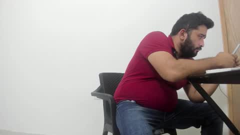 Snapshot of big_dad69 chatting on 10/05/25, 11:24 Tommy online show from 10/05/25, 11:24