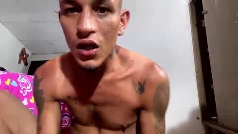 Snapshot of big_latin666 chatting on 01/01/25, 07:21 Stiven Leon online show from 01/01/25, 07:21