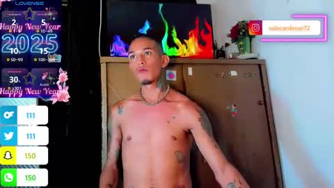 Snapshot of big_latin666 chatting on 01/04/25, 02:35 Stiven Leon online show from 01/04/25, 02:35