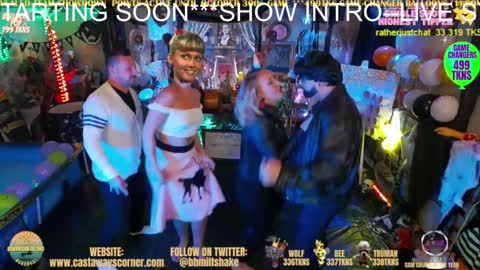 Snapshot of bigbananamilfshake chatting on 01/20/25, 04:43 Mya and Angelo online show from 01/20/25, 04:43