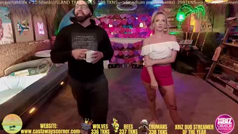 Snapshot of bigbananamilfshake chatting on 02/18/25, 03:31 Mya and Angelo online show from 02/18/25, 03:31