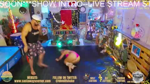 Snapshot of bigbananamilfshake chatting on 03/09/25, 04:49 Mya and Angelo online show from 03/09/25, 04:49