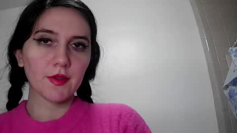 Isabella online show from 12/17/24, 05:29