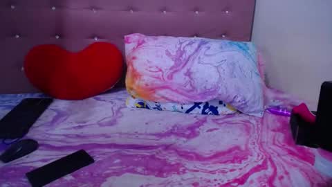 Snapshot of bigclit_luisa chatting on 03/11/25, 10:51 bigclit_luisa online show from 03/11/25, 10:51
