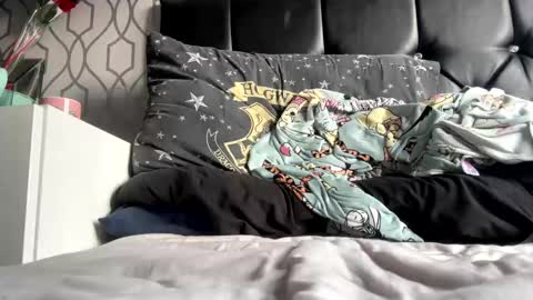 Snapshot of bigcock4you690 chatting on 02/05/25, 01:33 bigcock4you690 online show from 02/05/25, 01:33