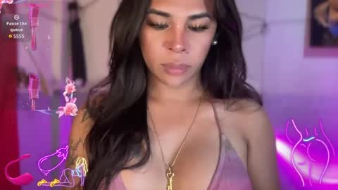 queen amanda online show from 01/08/25, 05:37