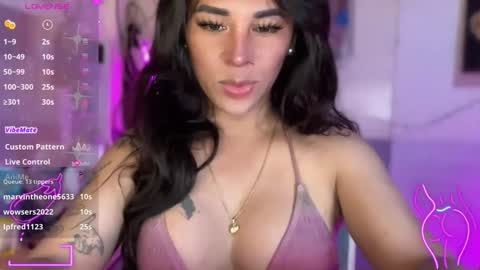 queen amanda online show from 09/30/25, 05:45