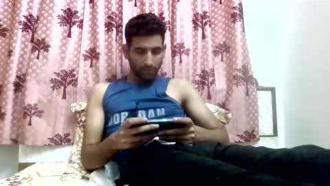 akash online show from 10/30/25, 08:42
