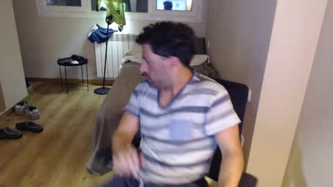 Snapshot of bigcokk34 chatting on 10/18/25, 07:25 bigcokk34 online show from 10/18/25, 07:25