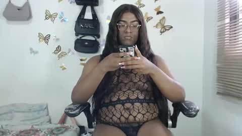 cristina online show from 10/26/25, 08:26