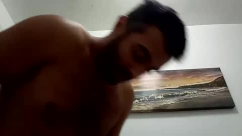 Snapshot of bigcumcanada chatting on 11/18/25, 12:38 bg online show from 11/18/25, 12:38