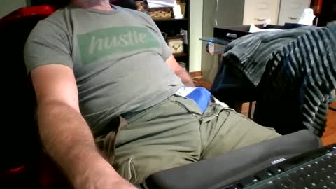 Snapshot of bigcummerforyou1 chatting on 09/30/25, 09:42 bigcummerforyou1 online show from 09/30/25, 09:42