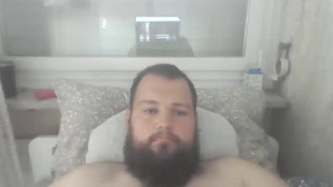 Snapshot of bigdamo95 chatting on 10/18/25, 10:38 bigdamo95 online show from 10/18/25, 10:38