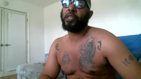 Snapshot of bigdickjimmywill chatting on 02/11/25, 09:35 CAJEinc online show from 02/11/25, 09:35