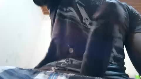 Snapshot of bigdja2001 chatting on 10/11/25, 03:54 bigdja2001 online show from 10/11/25, 03:54