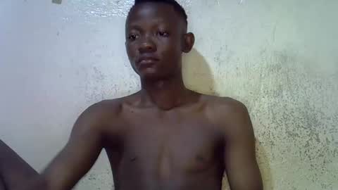 Snapshot of bigfeet9999 chatting on 02/18/25, 10:38 Ask in pvt online show from 02/18/25, 10:38