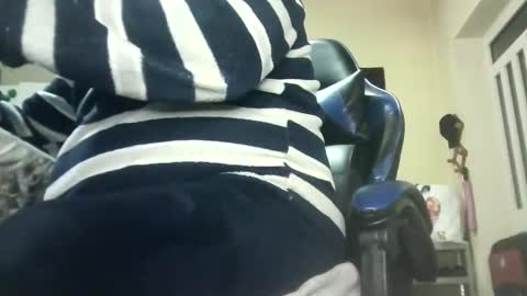 bigfish22222 online show from 12/03/25, 05:15