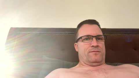 bigger22332233 online show from 01/16/25, 04:18