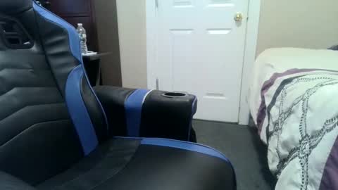 BIGJEFF50 online show from 09/17/25, 07:59