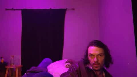 Snapshot of bigkitties69 chatting on 12/25/24, 07:35 Bigkitties online show from 12/25/24, 07:35