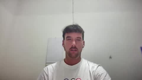 Snapshot of bigmachinejack chatting on 10/01/25, 04:13 bigmachinejack online show from 10/01/25, 04:13