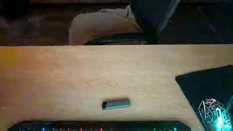 Snapshot of bigomale63 chatting on 10/25/25, 03:51 Anton online show from 10/25/25, 03:51