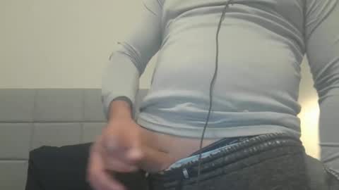 Snapshot of bigprdick101 chatting on 09/14/25, 08:13 bigprdick101 online show from 09/14/25, 08:13