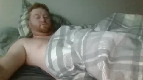 Snapshot of bigred92899 chatting on 03/09/25, 01:04 bigred92899 online show from 03/09/25, 01:04