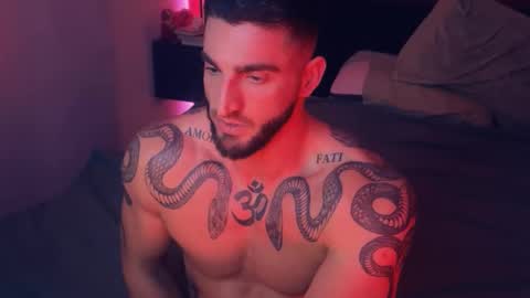 Gogo online show from 11/23/25, 04:07