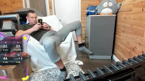 bigsshark online show from 11/18/25, 08:46